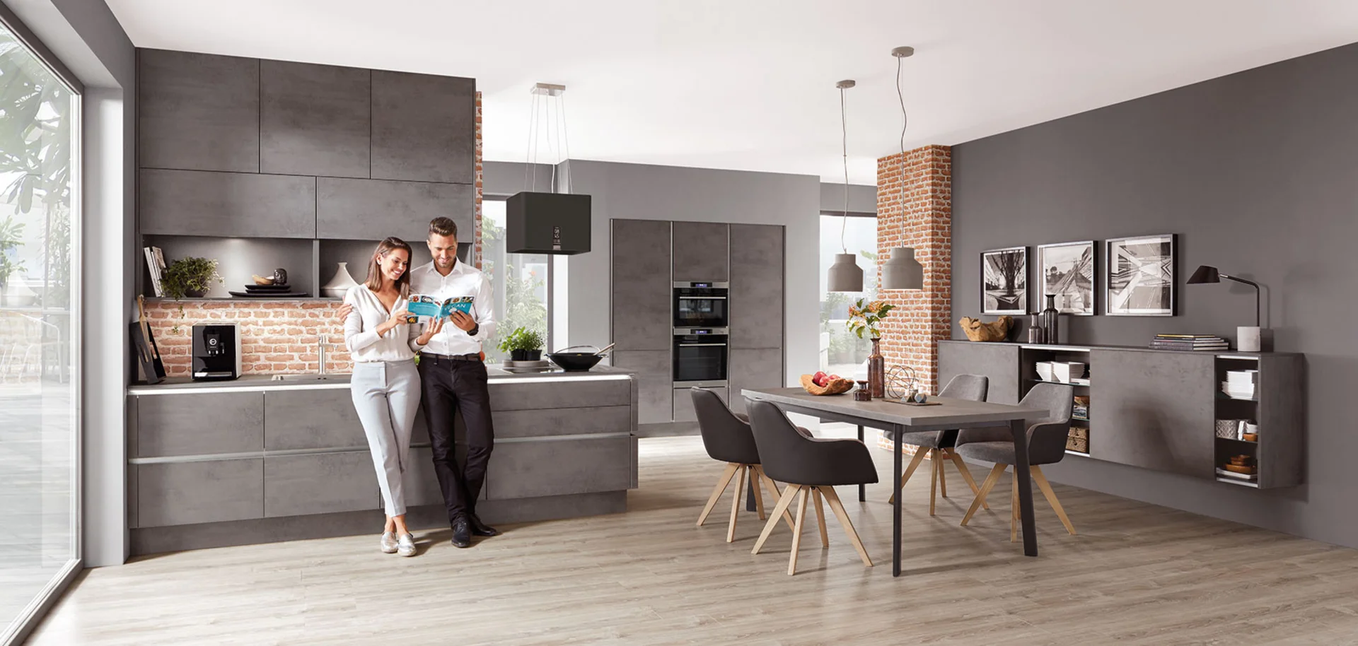 Façade 889, Décor béton gris ardoise