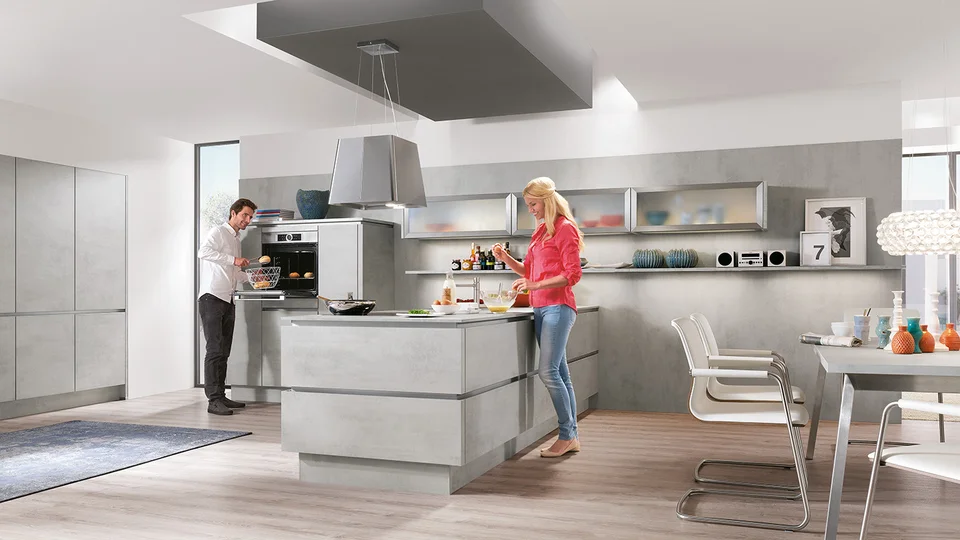 RIVA 892 - Décor béton gris