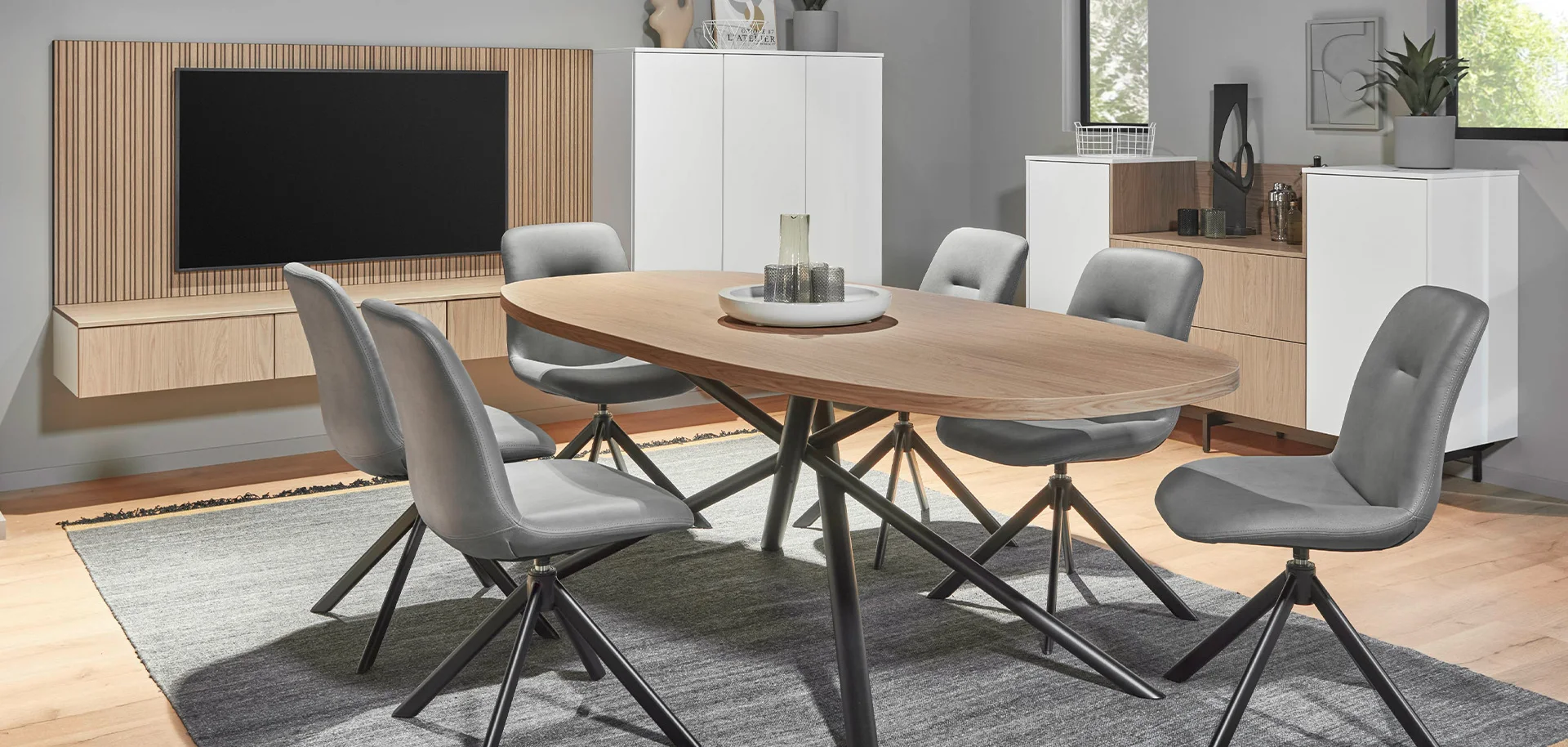 Front 406, Decor eiken Como