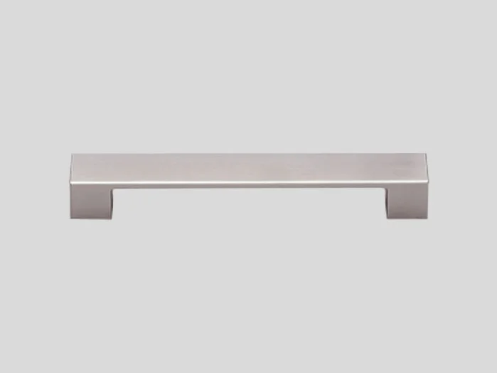 069 - Metal handle, Stainless steel finish, Matt